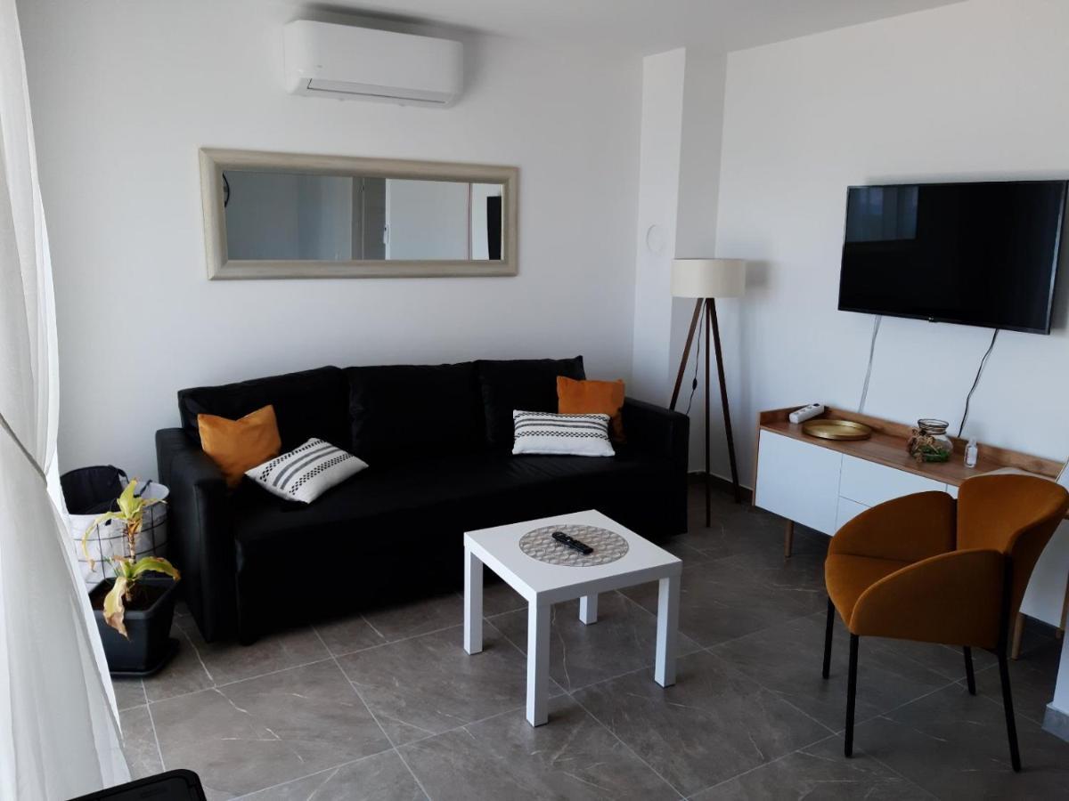 Gita Apartmani Cizici Luaran gambar