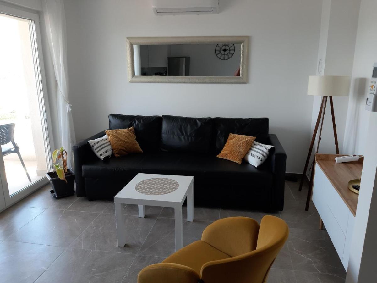 Gita Apartmani Cizici Luaran gambar