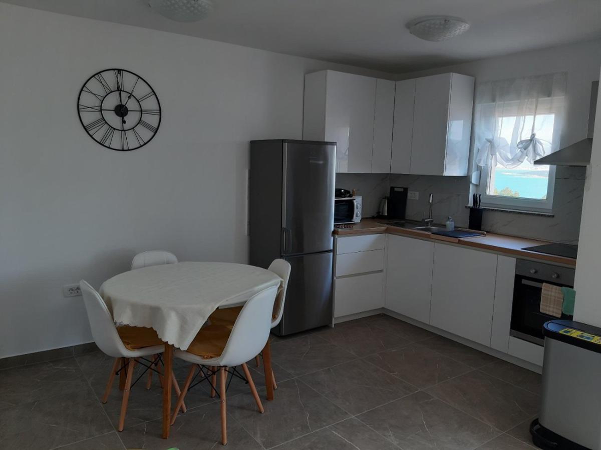 Gita Apartmani Cizici Luaran gambar