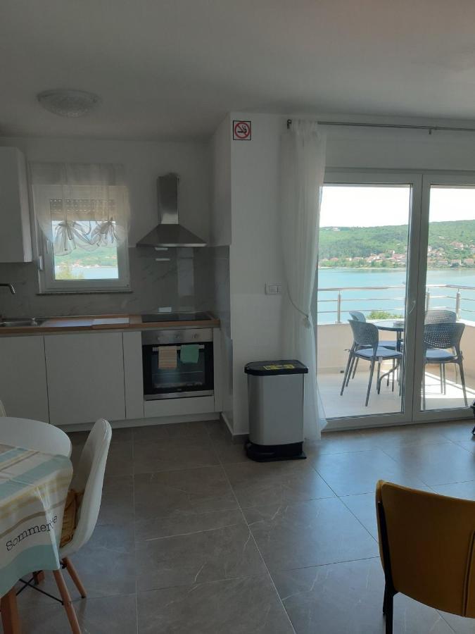 Gita Apartmani Cizici Luaran gambar