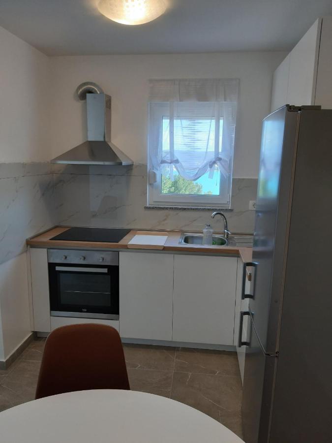 Gita Apartmani Cizici Luaran gambar